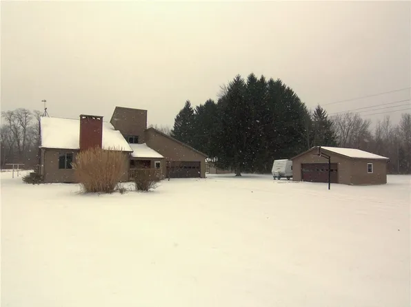 6400 E Port Bay Rd, Wolcott, NY 14590