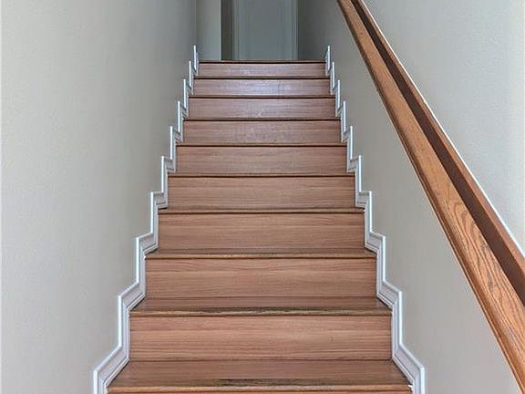 3rd image of 401 S 49th St APT 1