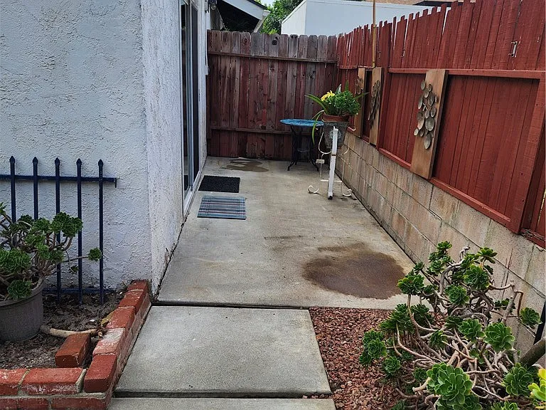 34288 Camino El Molino #B — Photo 19