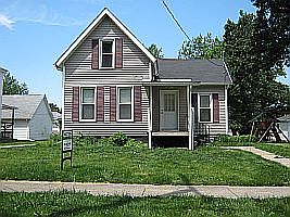 1st image of 107 N Park St