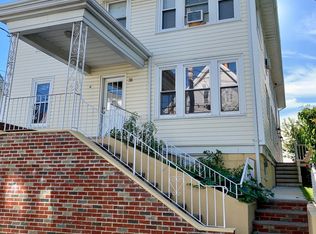 31 Irving St APT 1, Everett, MA 02149