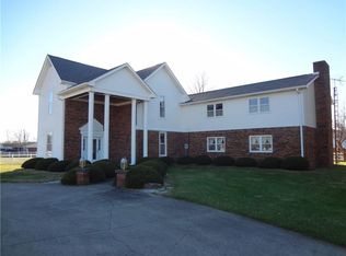 1325 S Clark Rd, Shelbyville, IN 46176