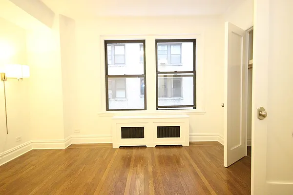 Rented by (Legacy) NY Quality Living Uptown | media 22