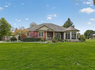 15 Hampden St, Zorra, ON N5C 3J5
