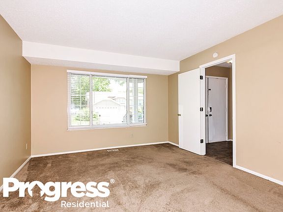 5th image of 4008 Bugle Bend Dr