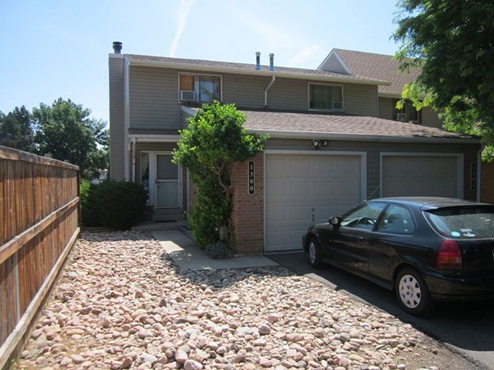 1st image of 1300 Vesta Cir