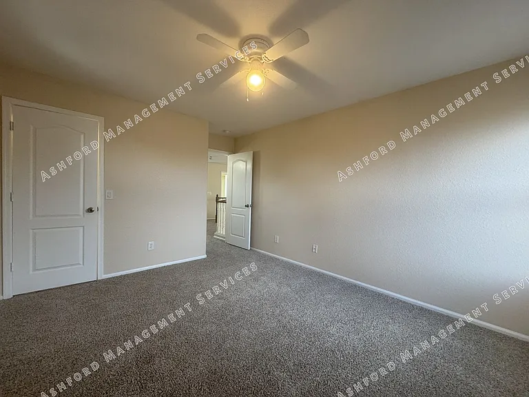 8303 S 47th Ln — Photo 29