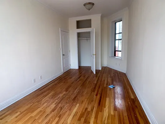 Rented by Bohemia Realty Group | media 20