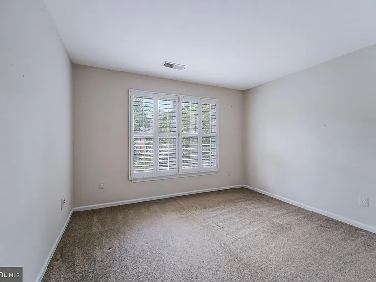 11485 Waterhaven Ct — Photo 41
