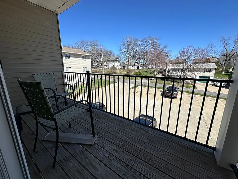 1010 N Walnut St — Photo 9