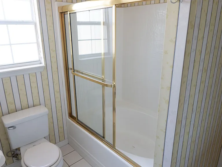 166 Byrd Dr — Photo 16
