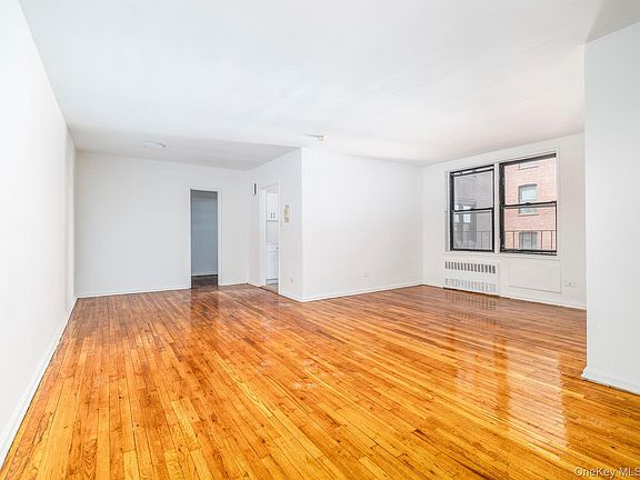 3rd image of 10-40 Neilson Street #2-C