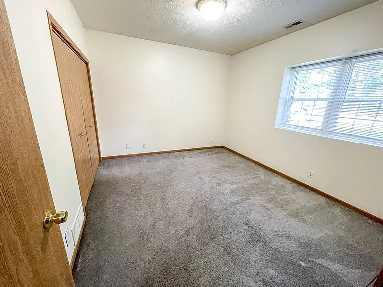 5131 Lowell Ave — Photo 9