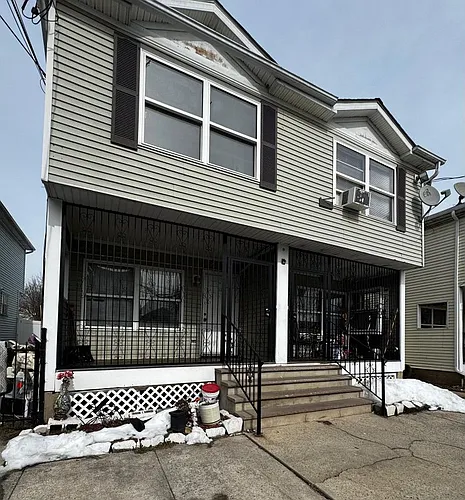 115 16th Ave #115 Photo 1