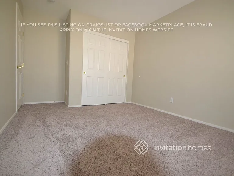 4949 Jadelyn Ct — Photo 3