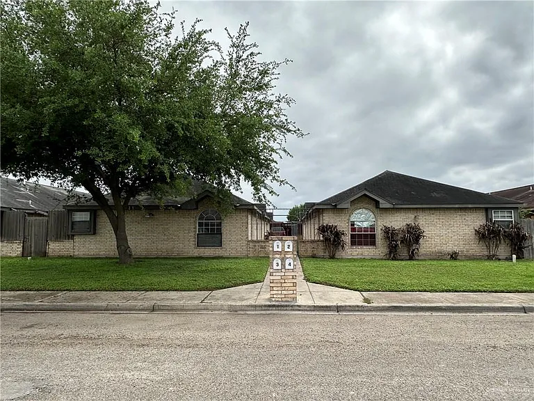 3710 W Zelma St — Photo 1