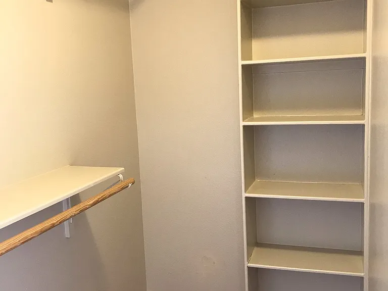208 N Bryan Ave #22 — Photo 11