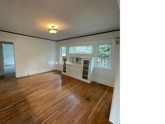 5th image of 2414 N Lawrence St