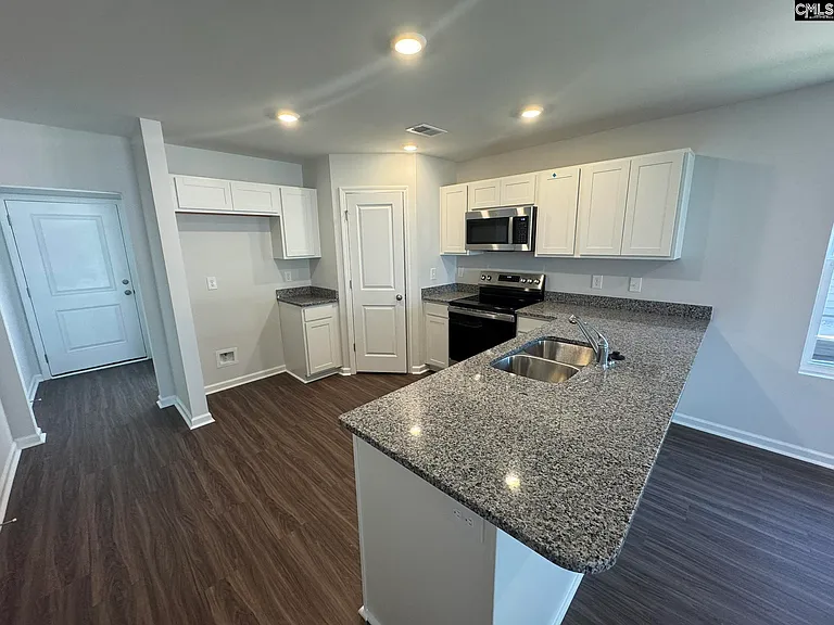 5017 Erwin Ct — Photo 5