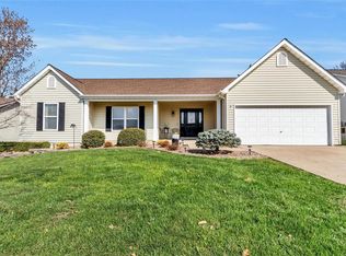 23 Bay Hill Dr, O'Fallon, MO 63366