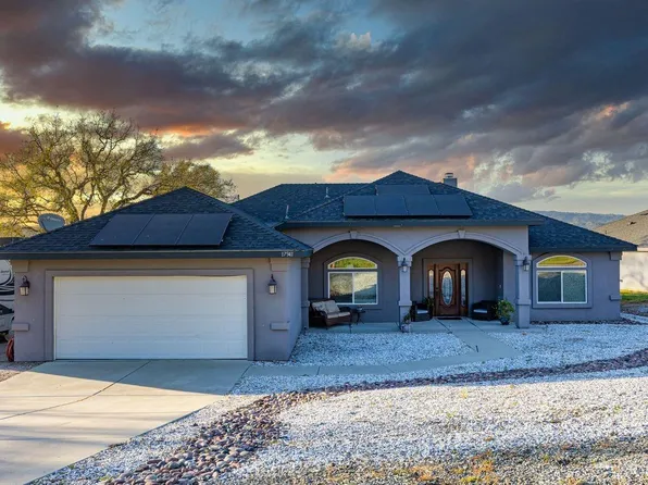 17941 Hambletonian Dr, Tehachapi, CA 93561