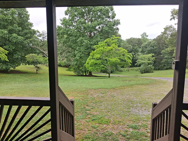 222 Mountain View Rd — Photo 4