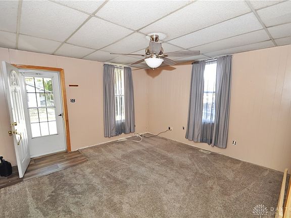 2nd image of 213 Morrow St
