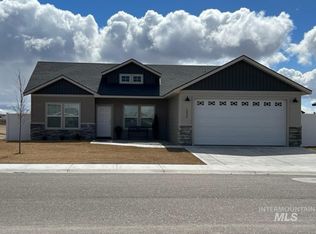 1033 Magnolia St, Burley, ID 83318