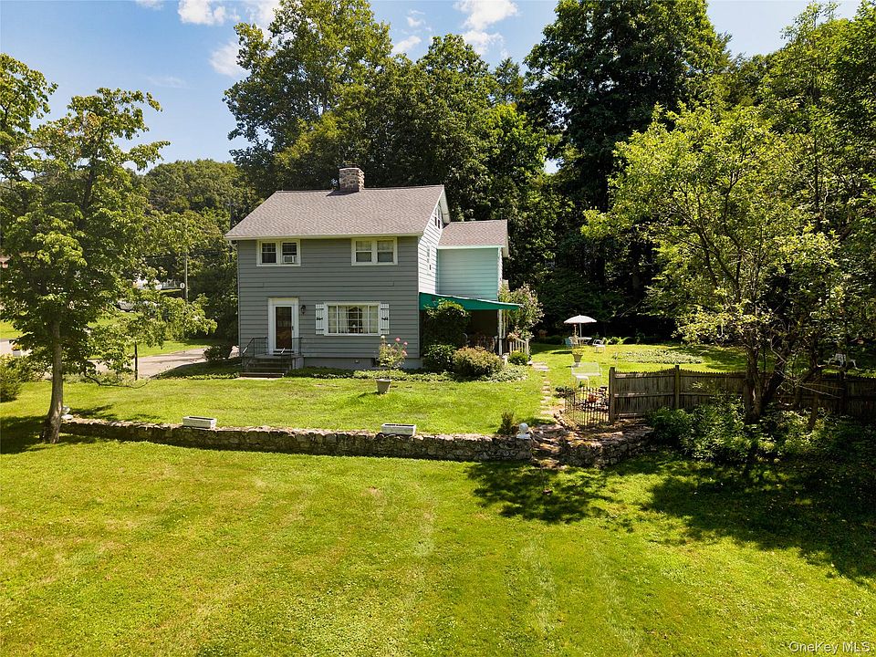 1st image of 6 Laurel Road