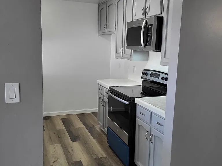 3216 La Costa St #D — Photo 3