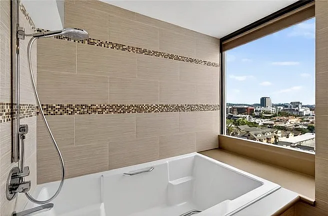 345 Pioneer Dr #1202 — Photo 9