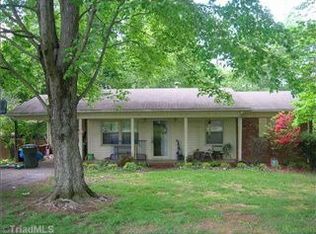 811 Old Liberty Rd, Asheboro, NC 27203