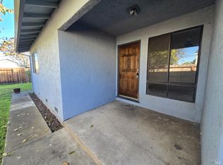 2738 Sonoma St, Napa, CA 94558