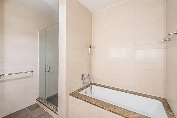 Rented by Keller Williams NYC | media 16