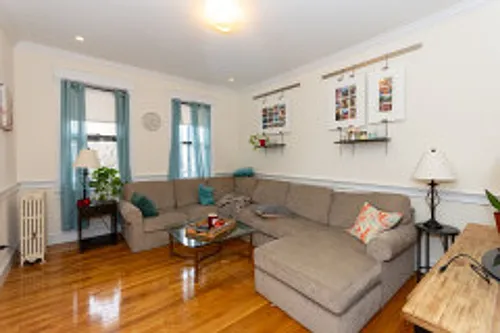 27 Glenville Ave #6 Photo 1