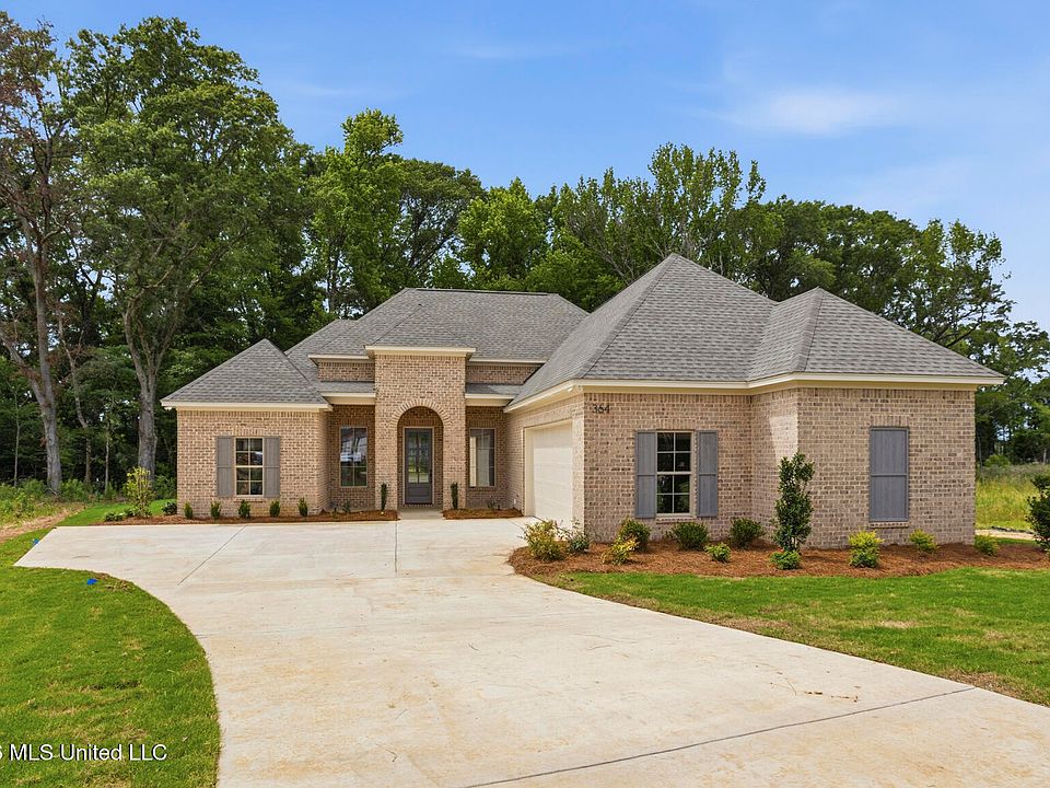 1st image of 364 Aurora Cir