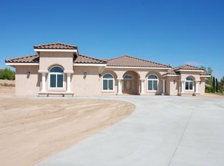 14885 Kokomo Rd, Apple Valley, CA 92307