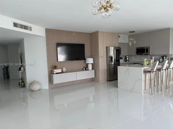 17555 Atlantic Blvd APT 1001, Sunny Isles Beach, FL 33160