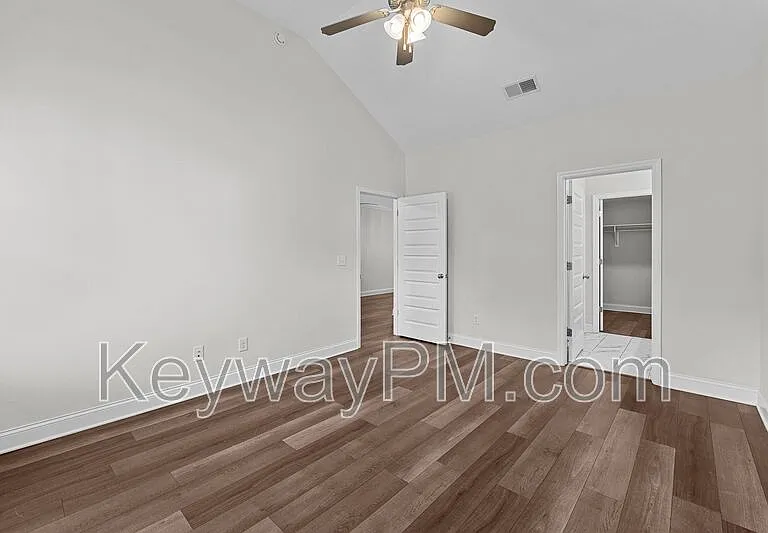 2419 Sequoia Trl — Photo 15