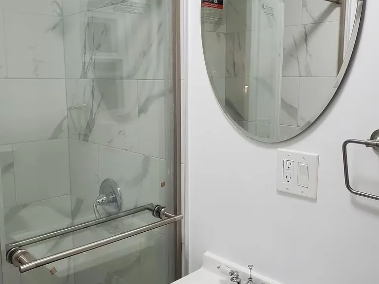 4225 Hill Ave #2 — Photo 6