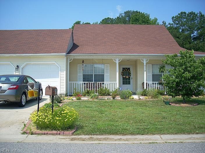 1st image of 418 Waterwheel Cres