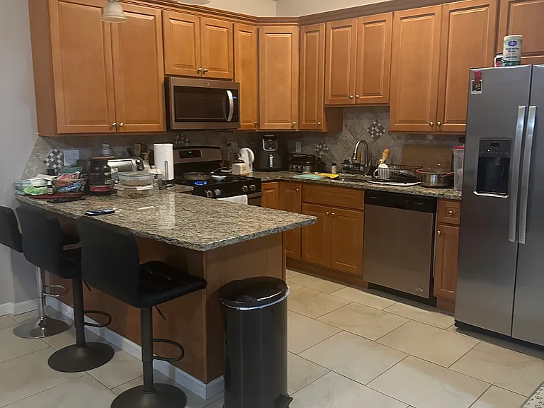 1120 Elizabeth Ave #13 — Photo 1