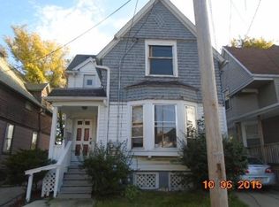 3725 W Kilbourn Ave, Milwaukee, WI