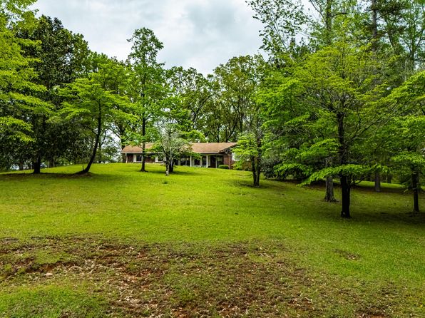 405 Meadowlark Ln, Guin, AL 35563