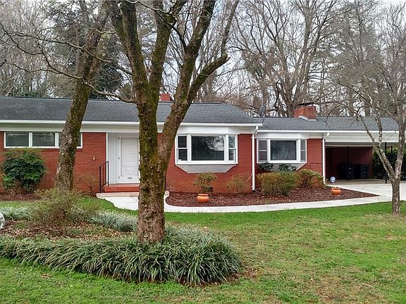 4th image of 539 Lakeside Dr