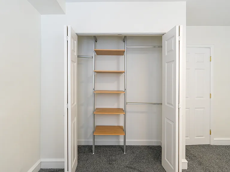 1631 S Clarion St — Photo 16