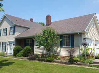 7495 Hopkins Rd, Mentor, OH 44060