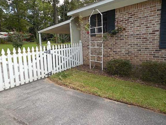 4th image of 5683 Woodchase Cir E