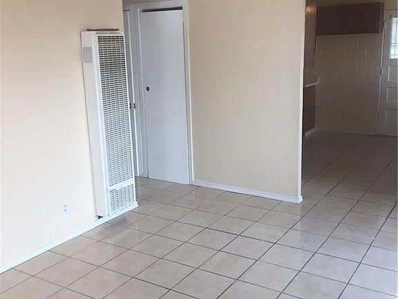 2nd image of 172 Pacific Dr