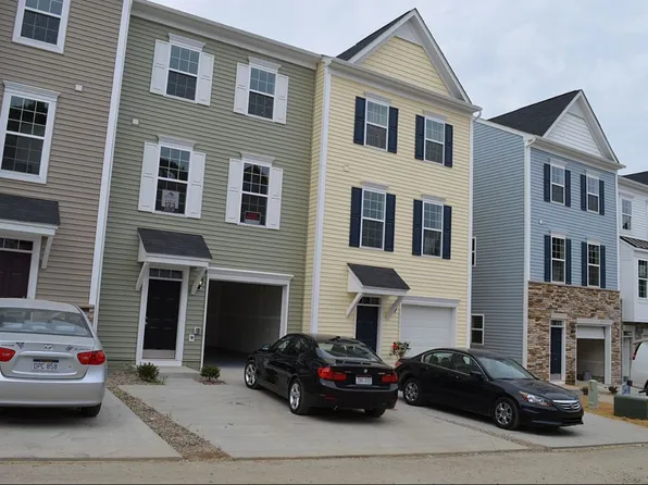 123 Woodside Dr, Morgantown, WV 26508